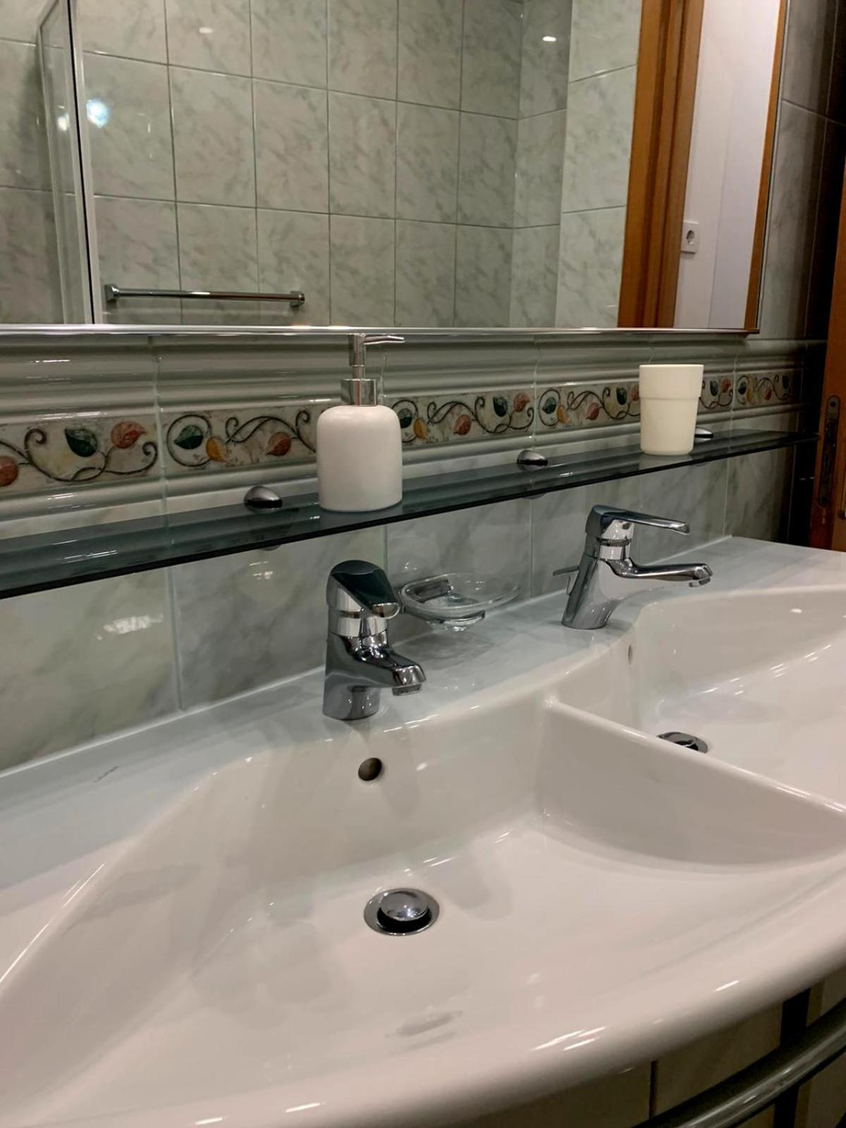Diamond Apartments بوخارست الغرفة الصورة
